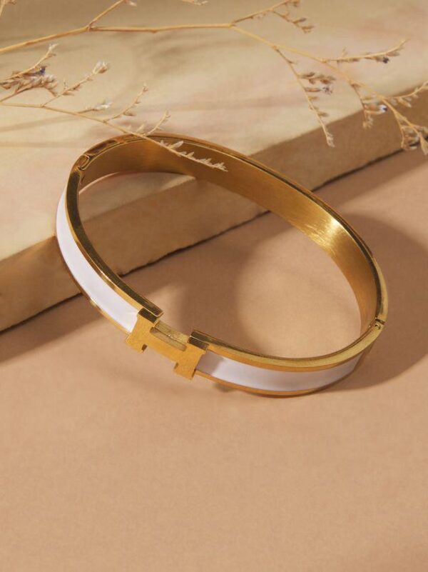 Bracelets & Cuffs